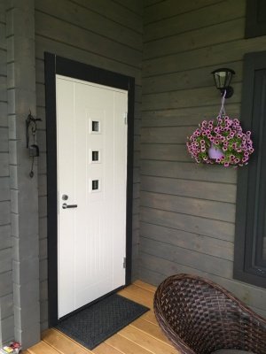 Теплая входная дверь SWEDOOR by Jeld-Wen Basic B0060, белая