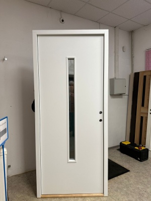 Дверь входная Kaski FE810N Thermo, двухцветная, М23, с замком ABLOY LC200