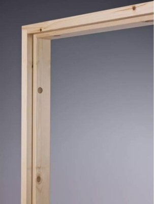 Комплект сосновой двери SWEDOOR Tradition 51, нелакированная: полотно + коробка фотография